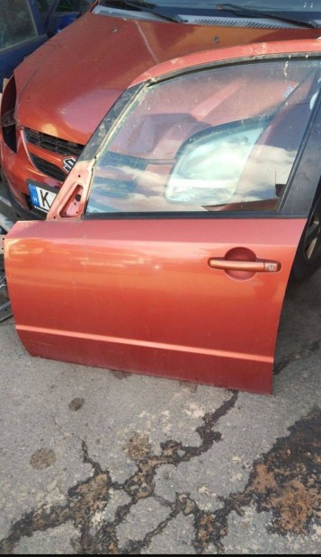 Suzuki SX4 bal első ajtó