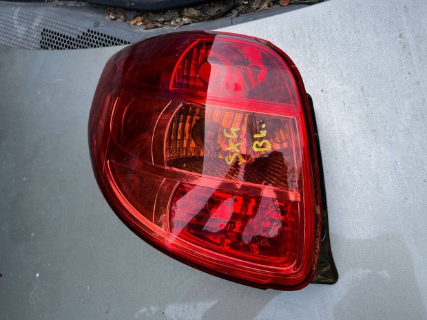 Suzuki SX4 bal hátsó lámpa
