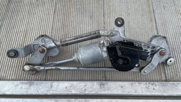 Suzuki SX4 gyári első ablaktörlő szerkezet motorral 38110-79J00