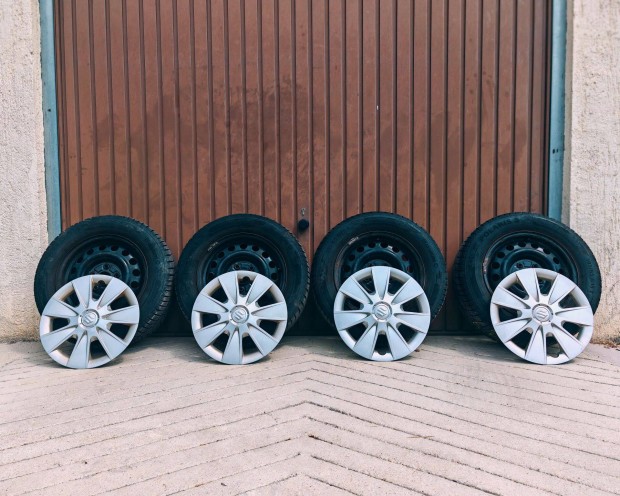 Suzuki SX4 téli gumi gyári lemezfelni dísztárcsa 195/65 R15 Barum