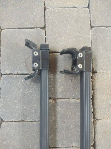 Suzuki SX4 tet�csomagtart�