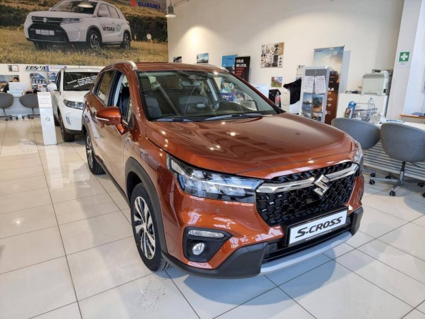 Suzuki S-Cross 1.4 GLX 4WD 6AT Panorama