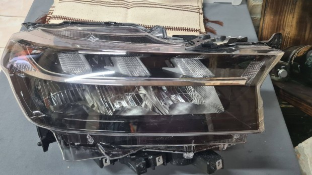 Suzuki S-Cross Full LED Fényszóró Yaa HL 6429R