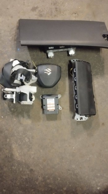 Suzuki S-Cross lgzsk szett