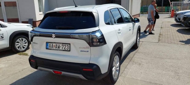 Suzuki S-Cross-om