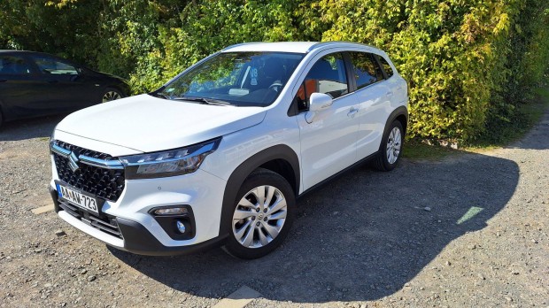 Suzuki S-Cross-om
