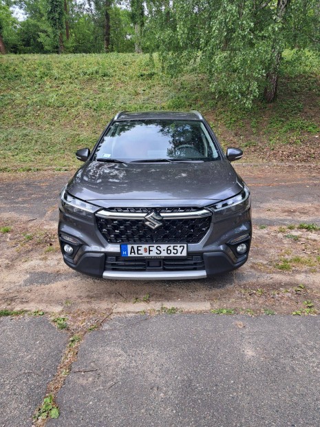 Suzuki S- Cross Hybrid Gl+ 4WD