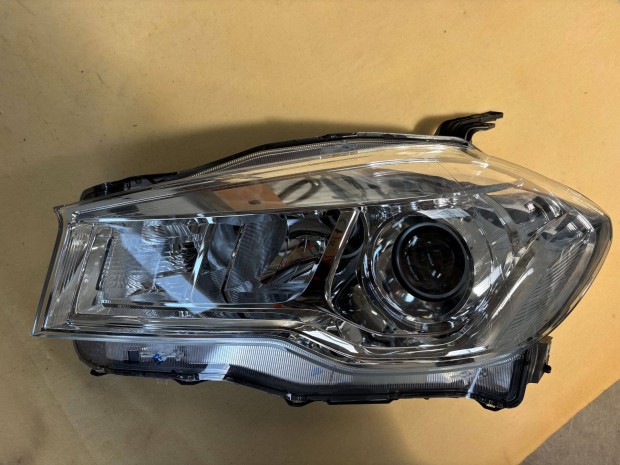 Suzuki S-cross Bal első fényszóró gyári