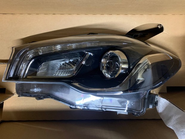 Suzuki S-cross Led fényszóró bal