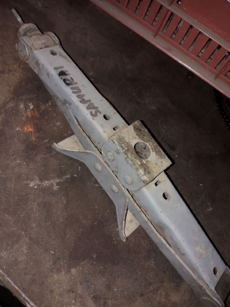 Suzuki Samurai Emel�