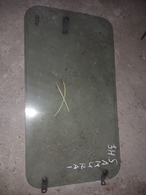 Suzuki Samurai Jobb H�ts� Lej�r� Ablak�veg