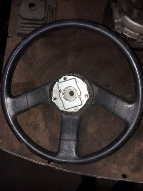 Suzuki Samurai Korm�nyker�k