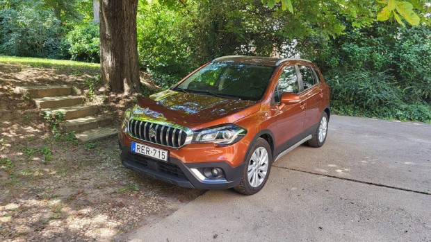 Suzuki Scross 1,4 GL+ els tulajdonostl