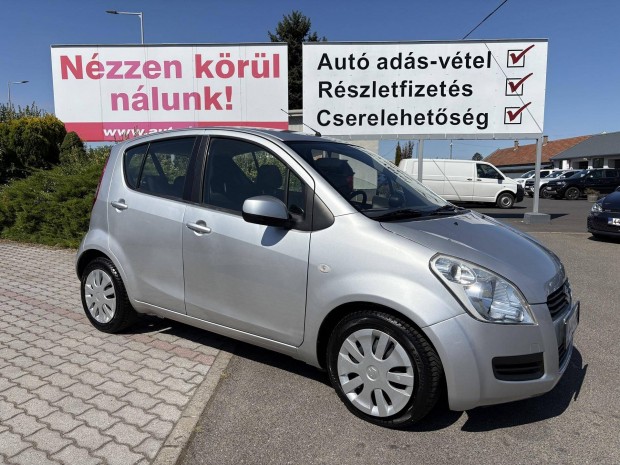 Suzuki Splash 1.0 GLX CD AC 60E KM. Szervizk�nyv