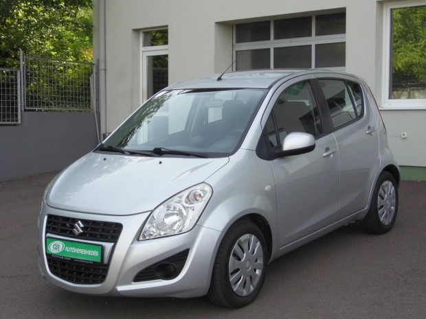 Suzuki Splash 1.2 GLX+ CD AC MP3 Szervizknyv-K...