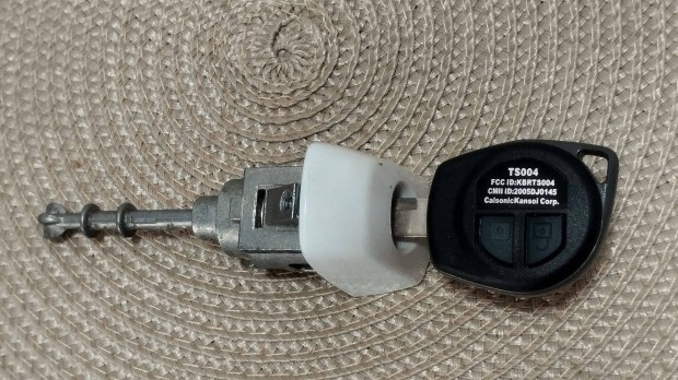 Suzuki Splash 2008-2014 Swift 2005-2010 oldalajt� z�rhenger z�r kulcs