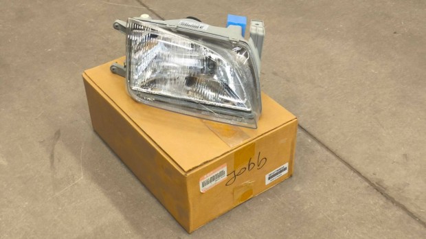 Suzuki Swift 1992-2003 jobb f�nysz�r�