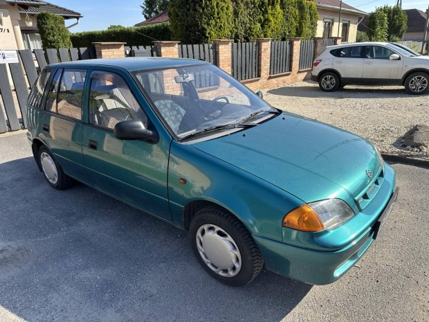 Suzuki Swift 1.0 GLX Első tulajdonostól. Vonóho...