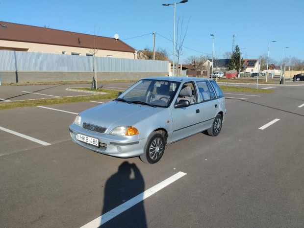 Suzuki Swift 1.0 GLX Gy�rias.Sz�p.Friss M�szakis!