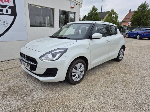 Suzuki Swift 1.2 Dualjet Hybrid GL Szervizknyv...