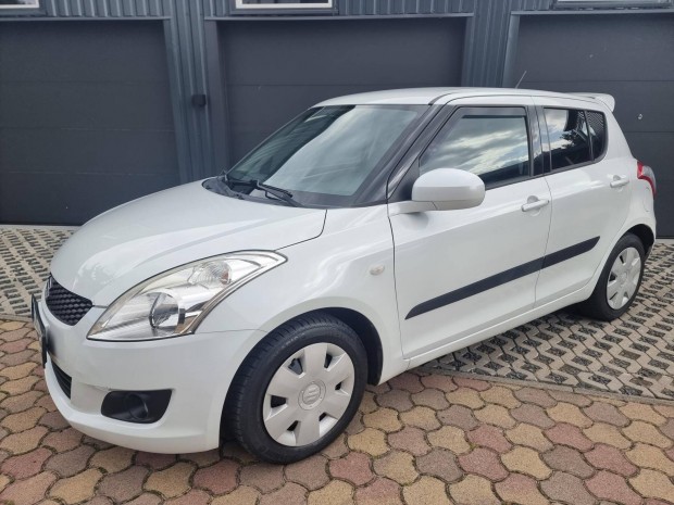 Suzuki Swift 1.2 GC AC ESP Garantlt 130.000 KM...