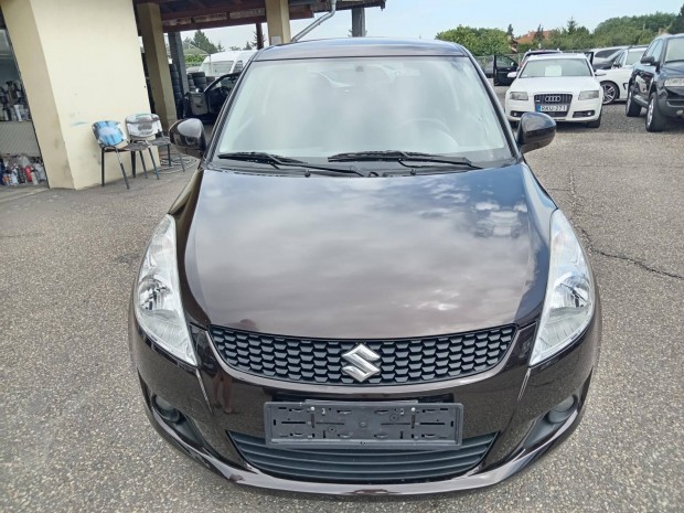Suzuki Swift 1.2 GLX AC ESP Gyönyörű Barnametál...