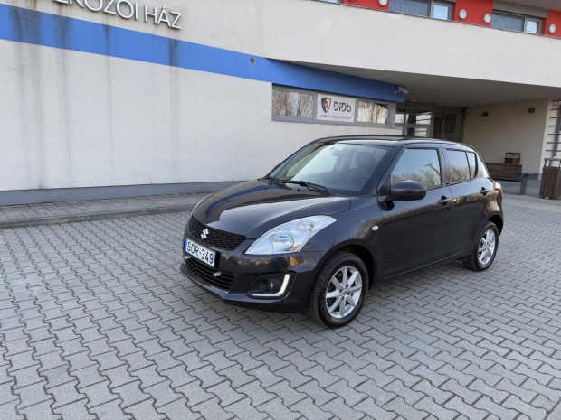 Suzuki Swift 1.2 GL AC CD MP3 USB 4WD