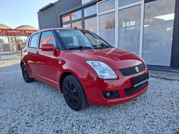 Suzuki Swift 1.3 DDiS GLX AC 155.000km-t futott...