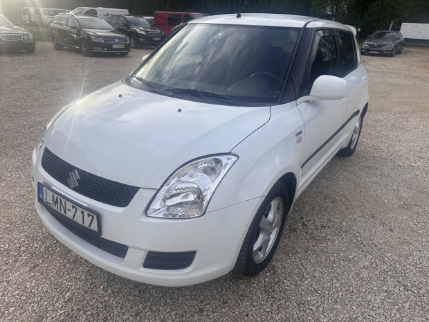 Suzuki Swift 1.3 DDiS GLX AC