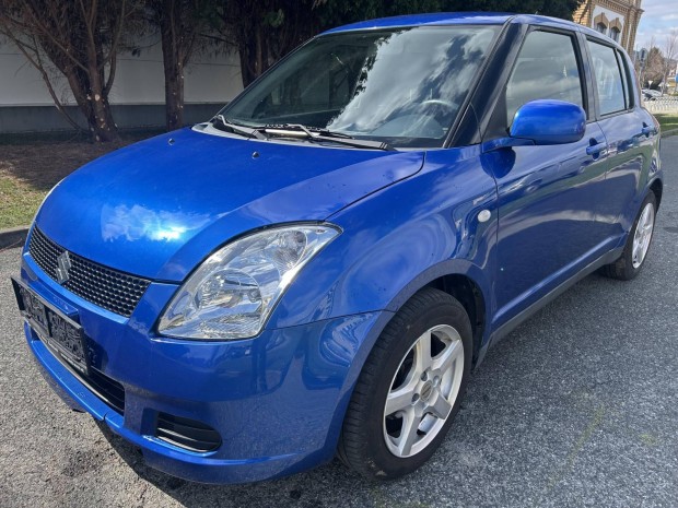 Suzuki Swift 1.3 GC 4X4
