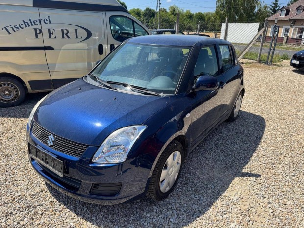Suzuki Swift 1.3 GC 4X4 . 97.000 KM!!!!!