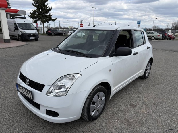 Suzuki Swift 1.3 GC 8�ve 1 tulaj. kl�m�s.kev�s...
