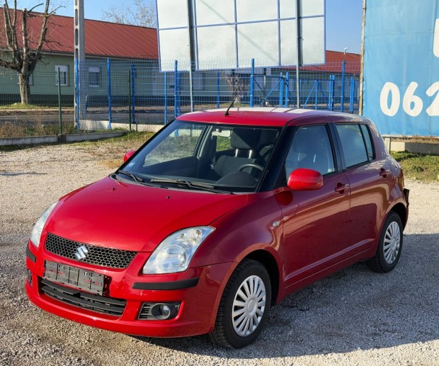 Suzuki Swift 1.3 GC AC