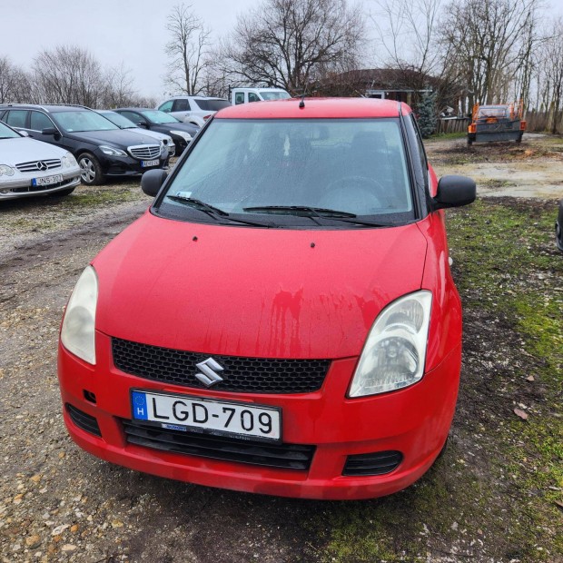 Suzuki Swift 1.3 GC AC