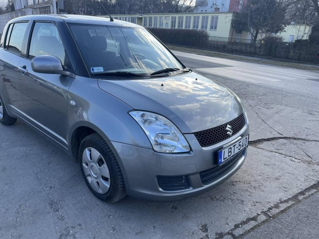 Suzuki Swift 1.3 GC AC