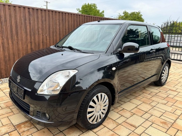 Suzuki Swift 1.3 GC AC 89 ezer km! Gyönyörű áll...