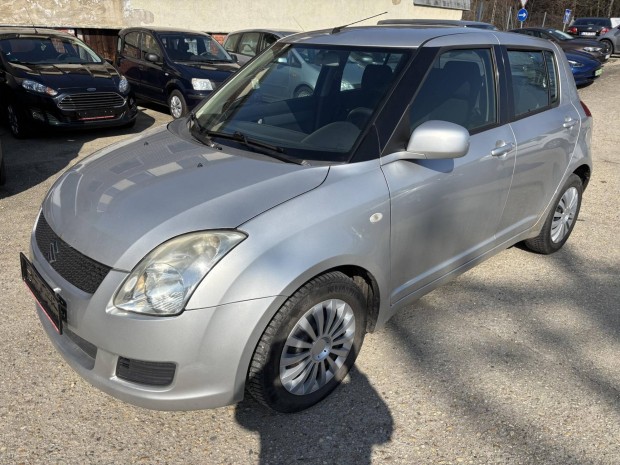 Suzuki Swift 1.3 GC AC Kl�ma! Navig�ci� !