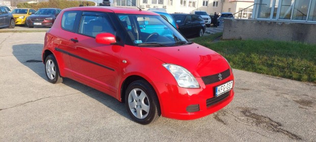 Suzuki Swift 1.3 GC Megkmlt! Autbeszmits l...