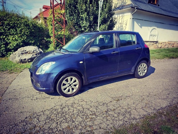 Suzuki Swift 1.3 GC Motor. vlt. fk norml l...