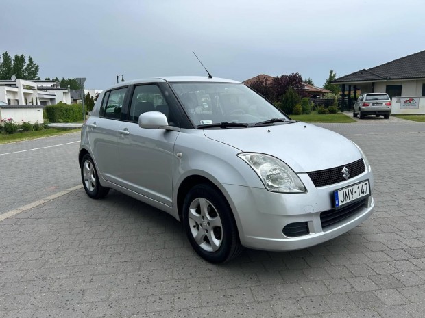 Suzuki Swift 1.3 GLX CD