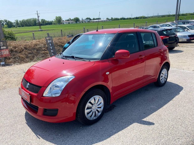 Suzuki Swift 1.3 GLX CD 3 év kiterjesztett . 5...
