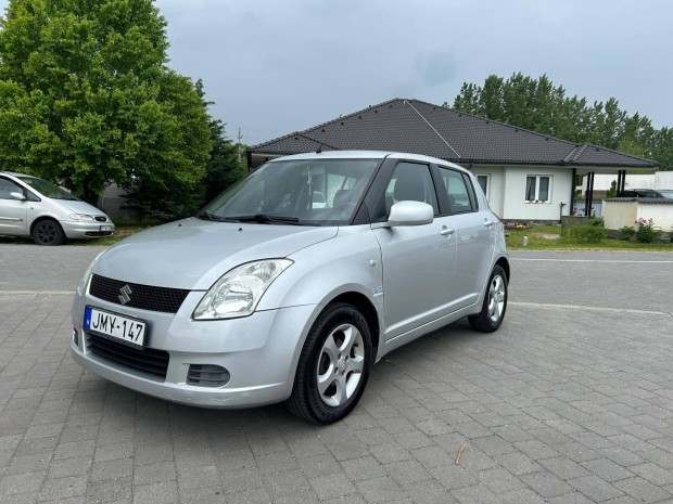 Suzuki Swift 1.3 GLX CD