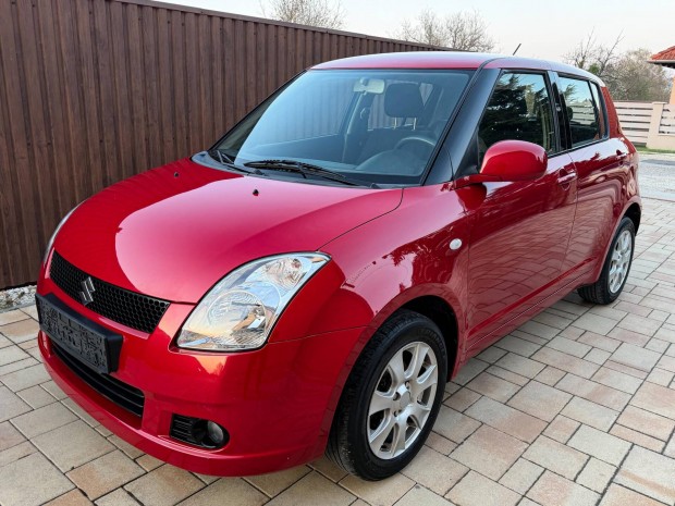 Suzuki Swift 1.3 GLX CD 92 ezer km! Gy�ny�r� �L...