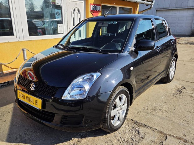 Suzuki Swift 1.3 GLX CD AC