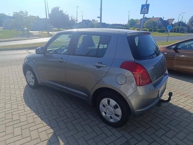 Suzuki Swift 1.3 GLX CD AC