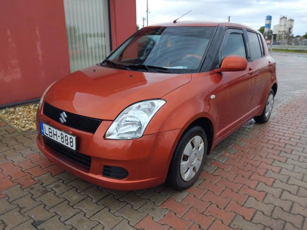 Suzuki Swift 1.3 GLX CD AC