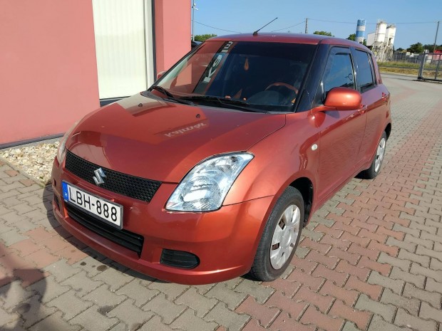 Suzuki Swift 1.3 GLX CD AC
