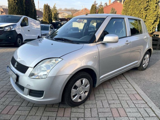 Suzuki Swift 1.3 GLX CD AC