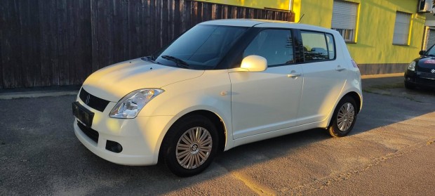 Suzuki Swift 1.3 GLX CD AC
