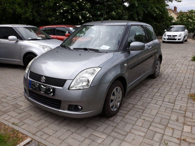 Suzuki Swift 1.3 GLX CD AC Magyar!Akár 1Év Gara...